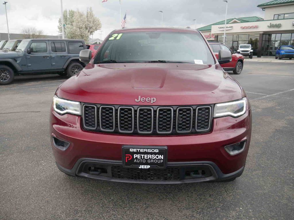 Used 2021 Jeep Grand Cherokee Trailhawk w/ Trailhawk Luxury Group AWD/4WD image 3