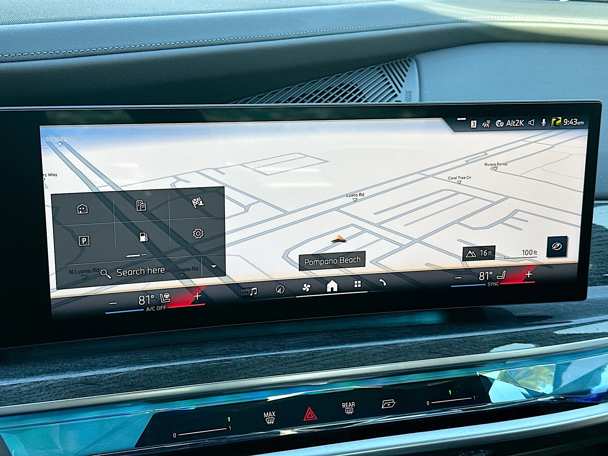 Certified 2024 BMW 760i xDrive w/ Executive Package image 42