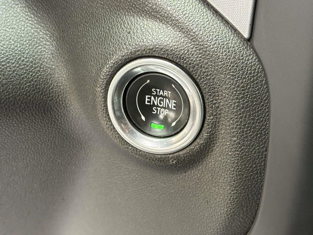 Used 2019 GMC Sierra 1500 SLT w/ SLT Premium Package image 27