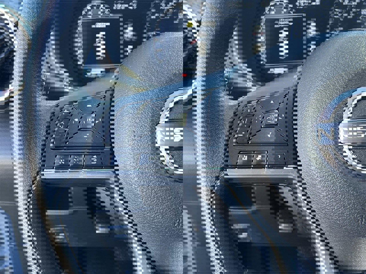 Certified 2023 Nissan Kicks SV image 11