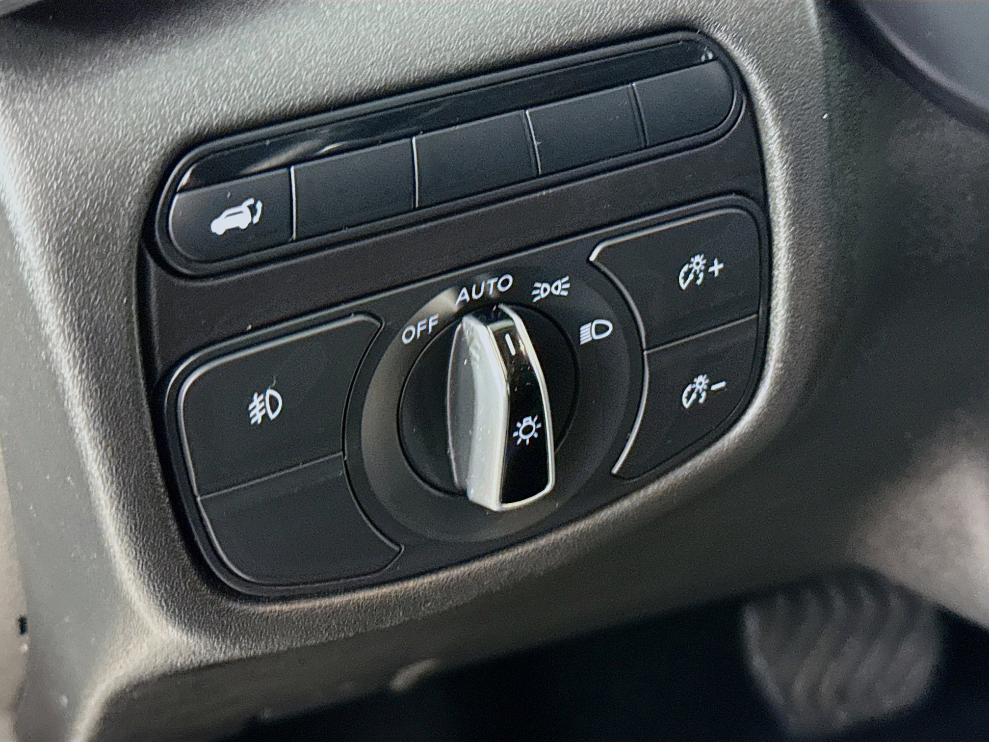 Used 2019 INFINITI QX50 Luxe image 9