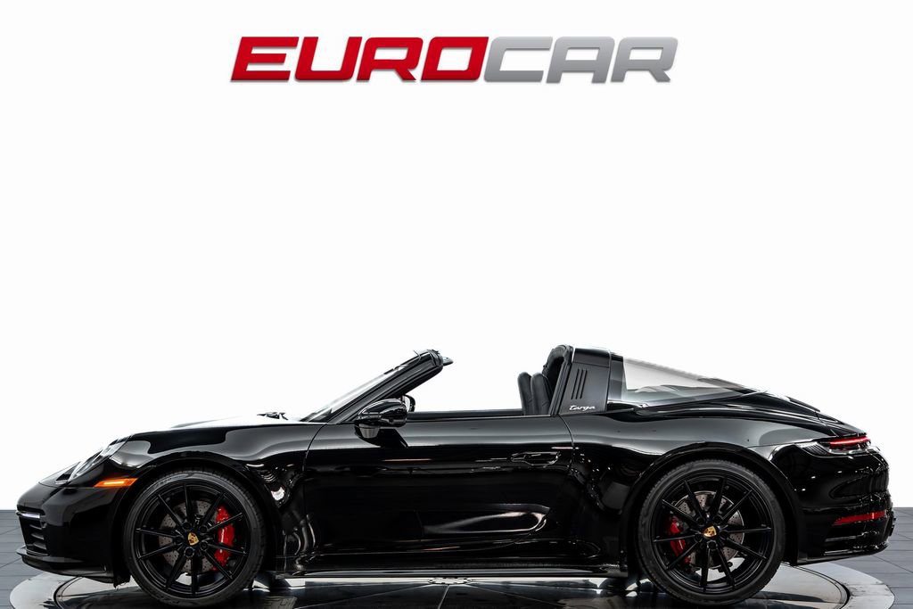 Used 2024 Porsche 911 Targa 4S image 2