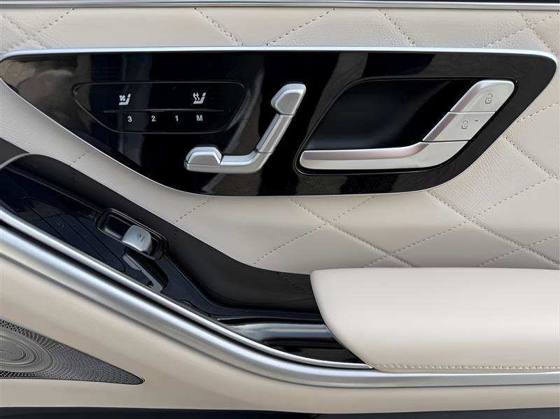 Used 2023 Mercedes-Benz S 580 4MATIC Sedan image 39