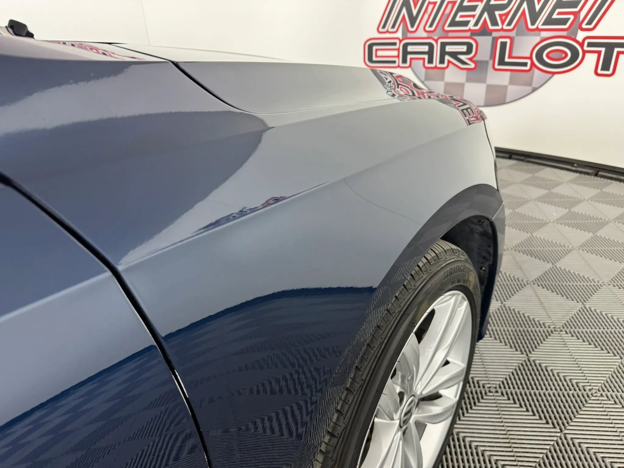 Used 2019 Volkswagen Passat 2.0T Wolfsburg w/ Wheels & Sunroof Package image 32