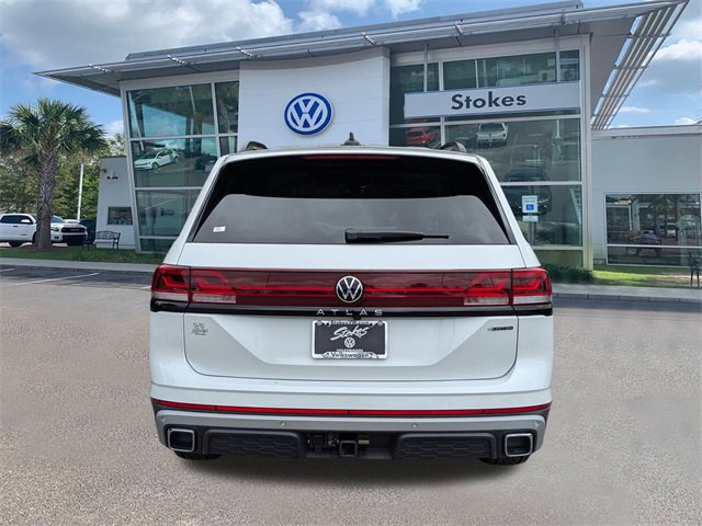 New 2026 Volkswagen Atlas Peak Edition image 5