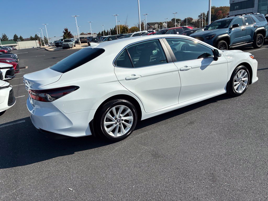 Used 2024 Toyota Camry LE FWD image 8
