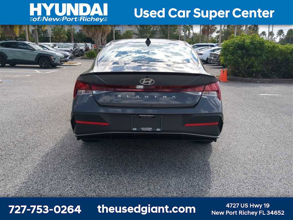 New 2026 Hyundai Elantra SEL Sport Premium image 6
