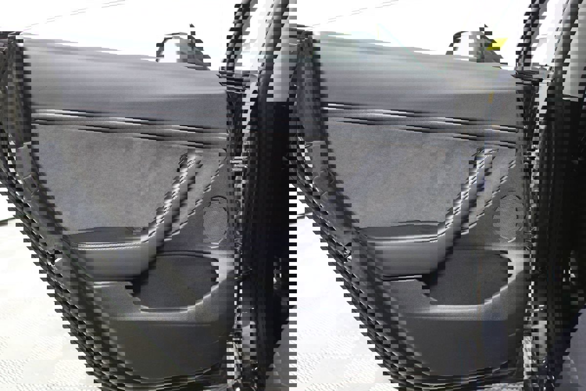 Used 2023 Tesla Model 3 Standard Range image 21