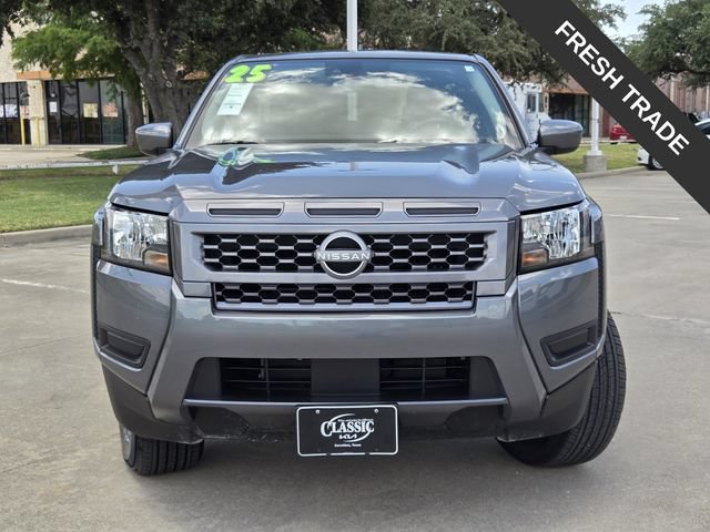 Used 2025 Nissan Frontier SV RWD image 2