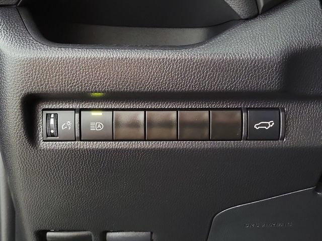 Used 2024 Toyota RAV4 XLE Premium FWD image 24
