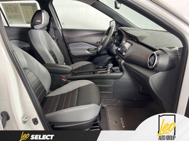 Used 2023 Nissan Kicks SR w/ SR Premium Package FWD image 14