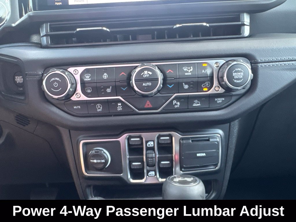 New 2026 Jeep Wrangler Unlimited Sahara AWD/4WD image 37