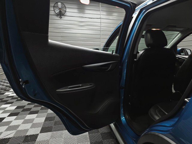Used 2021 Chevrolet Spark ACTIV FWD image 31