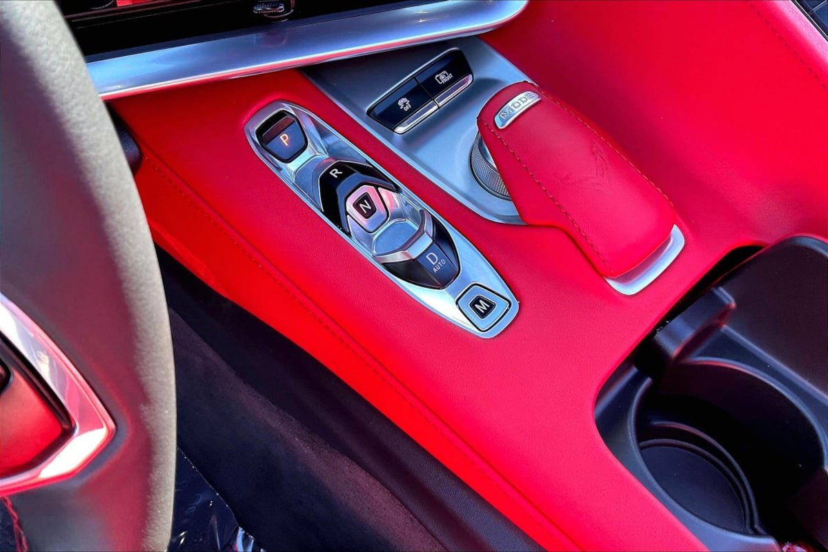 Used 2024 Chevrolet Corvette Stingray Preferred Cpe w/ 2LT RWD image 15