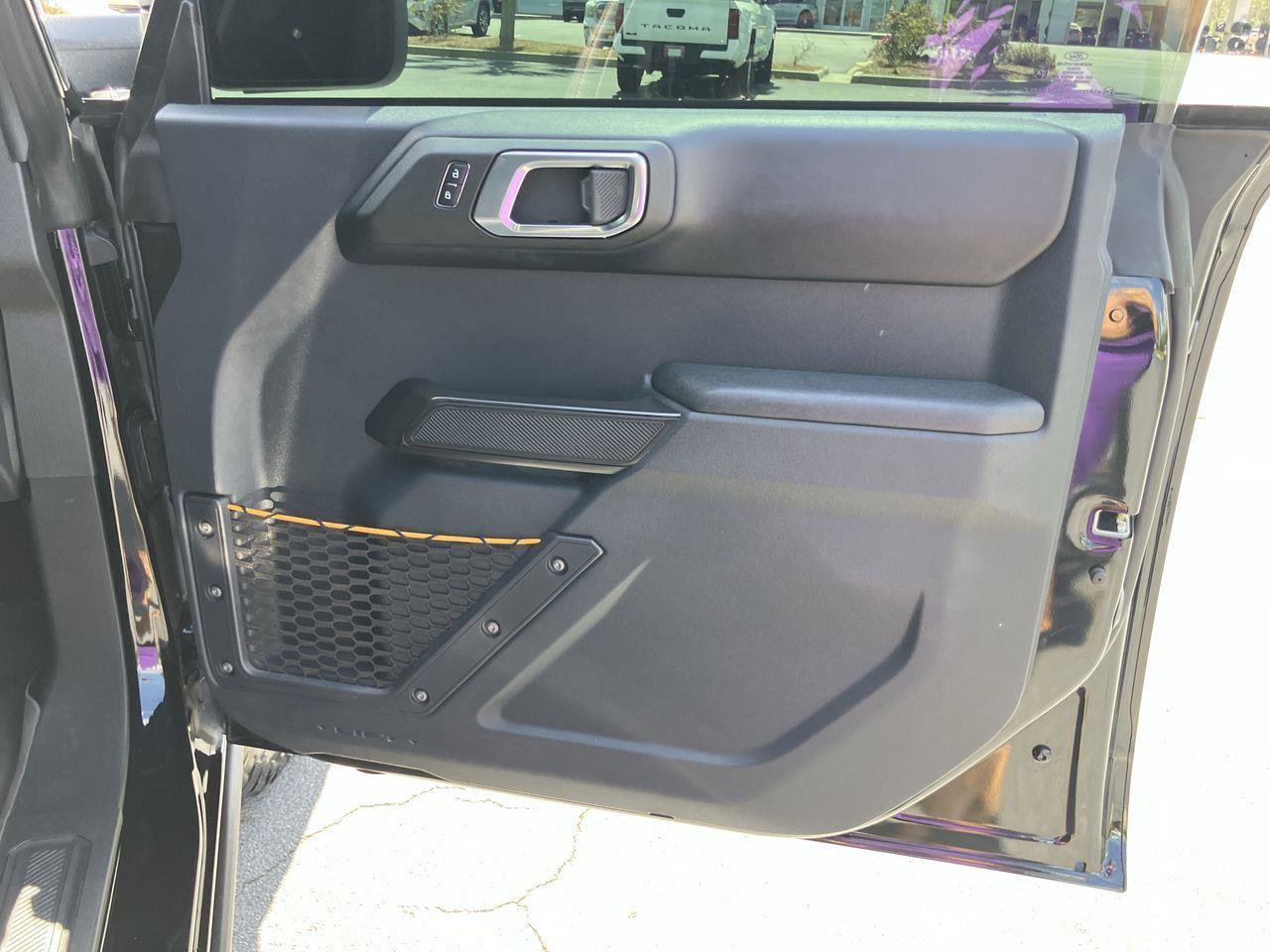 Used 2024 Ford Bronco Badlands image 35