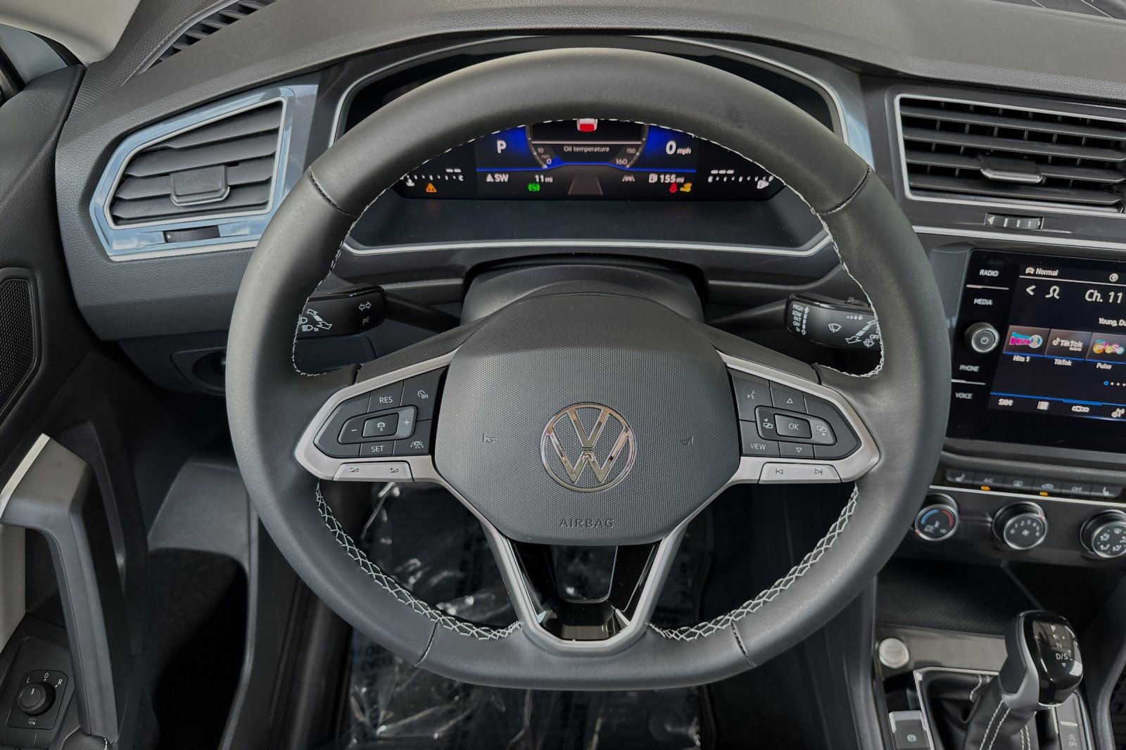 Used 2024 Volkswagen Tiguan S image 14