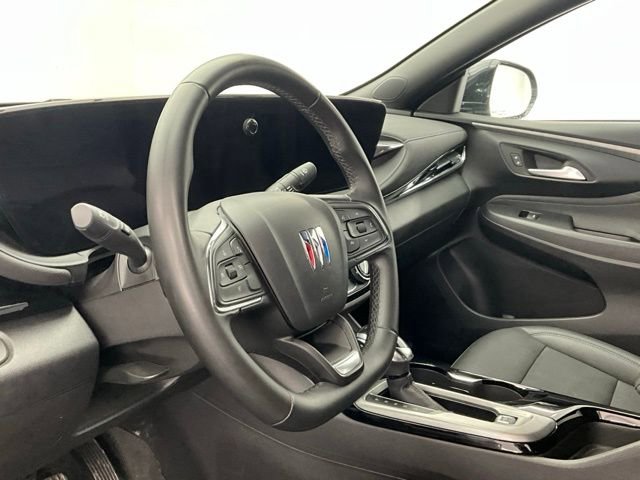 Used 2025 Buick Envista Sport Touring FWD image 16