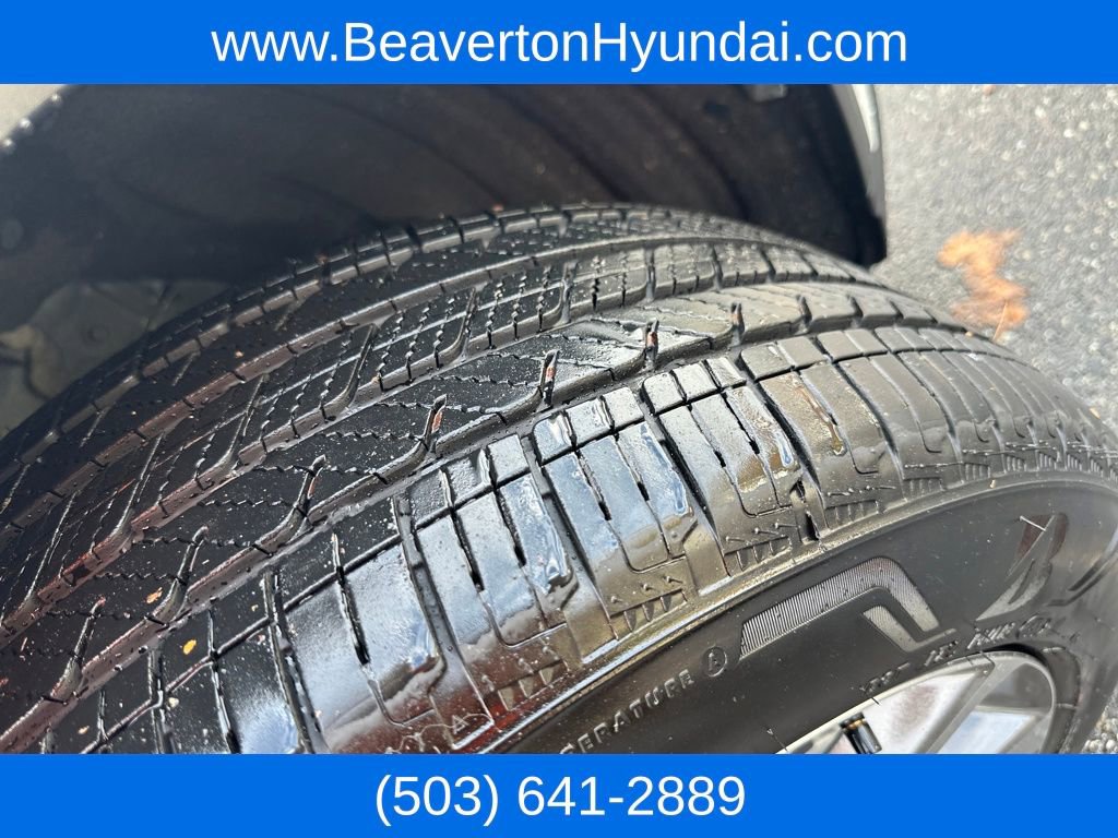 Used 2025 Acura MDX w/ Technology Package image 23