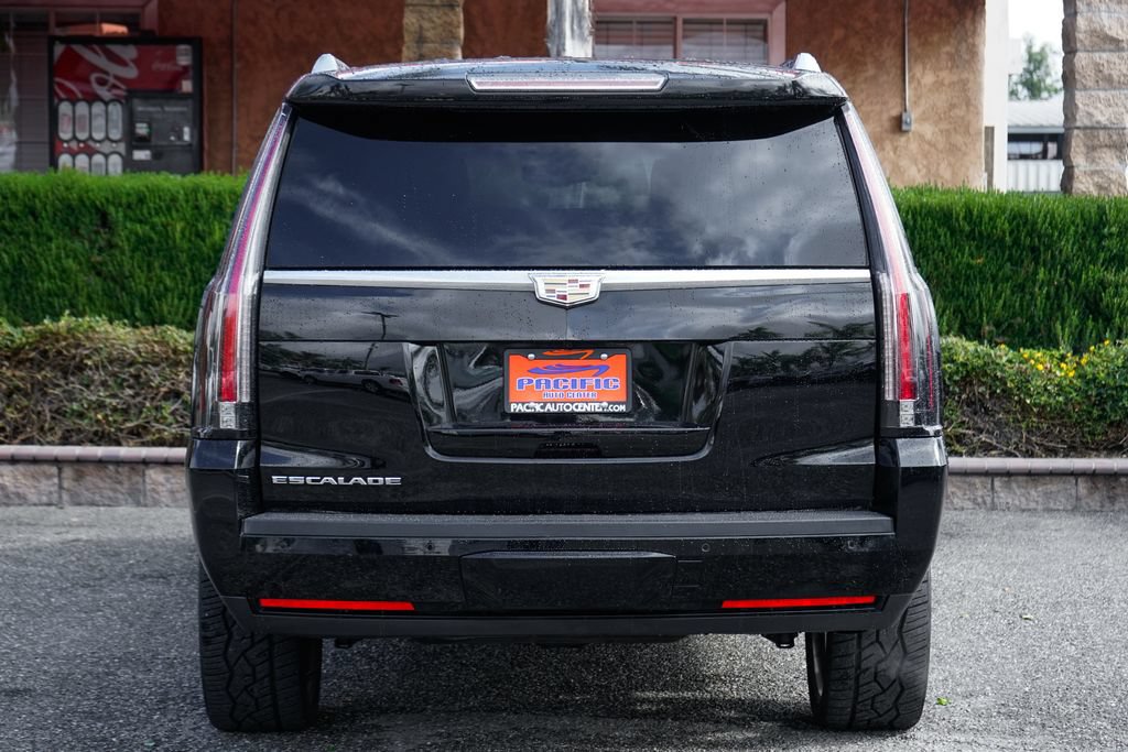 Used 2016 Cadillac Escalade ESV Platinum AWD/4WD image 8