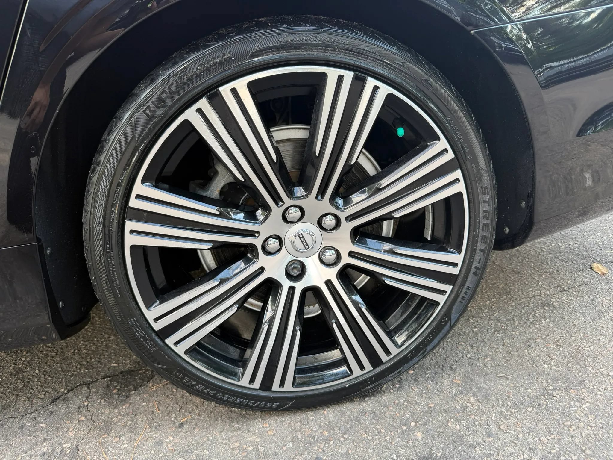 Used 2022 Volvo S90 B6 Inscription w/ Advanced Package AWD/4WD image 35