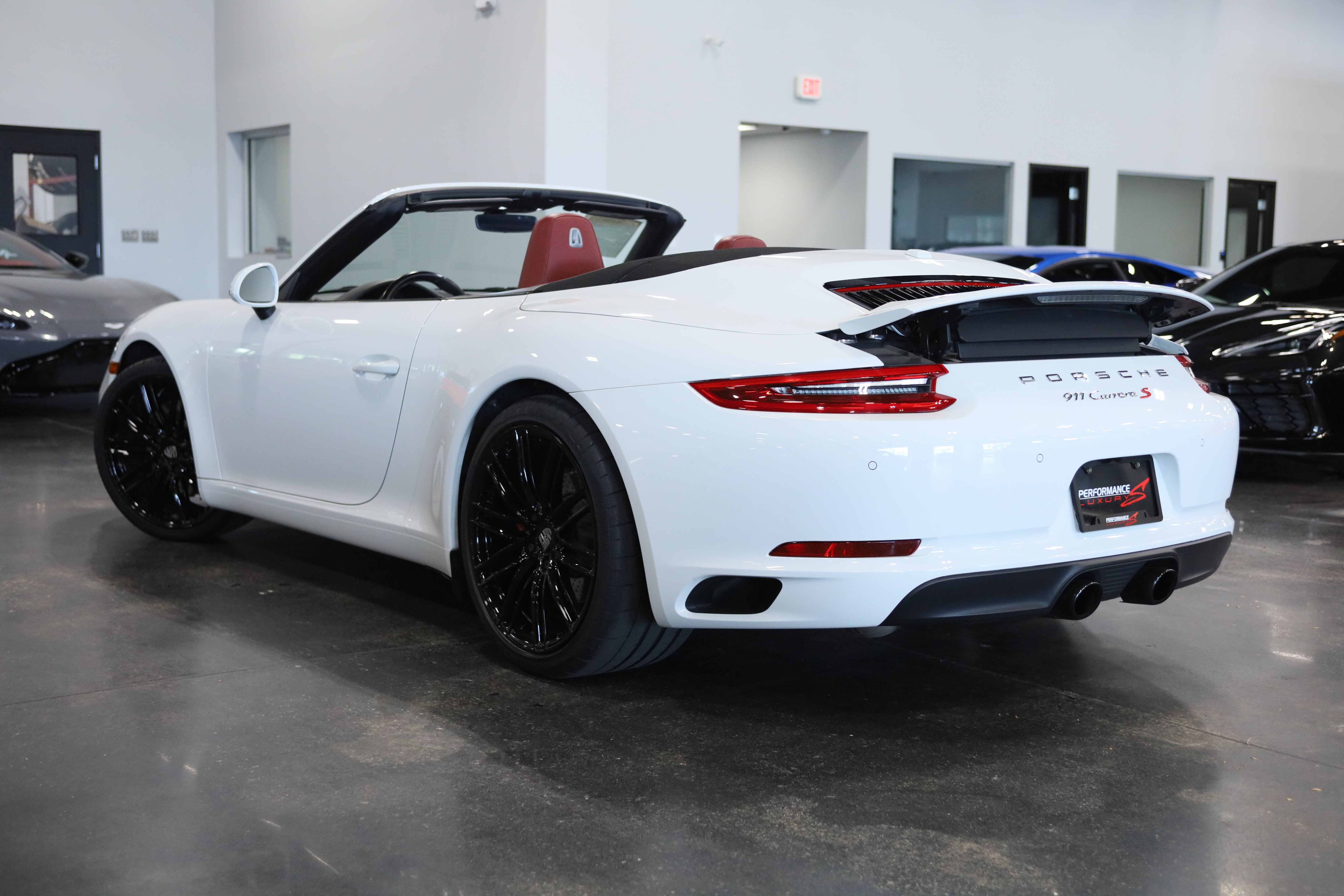 Used 2018 Porsche 911 Carrera S RWD image 5