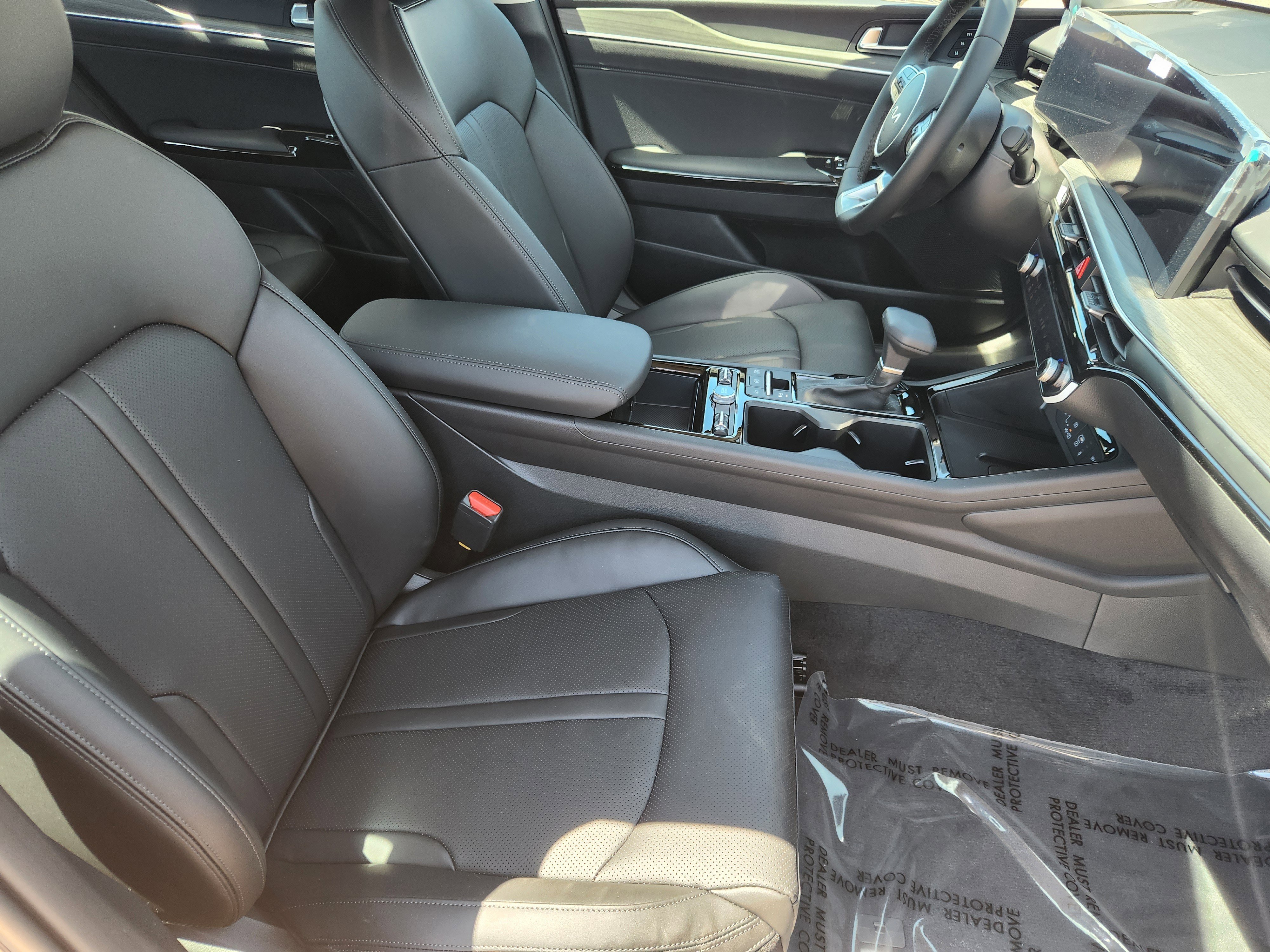 New 2025 Kia K5 EX image 16