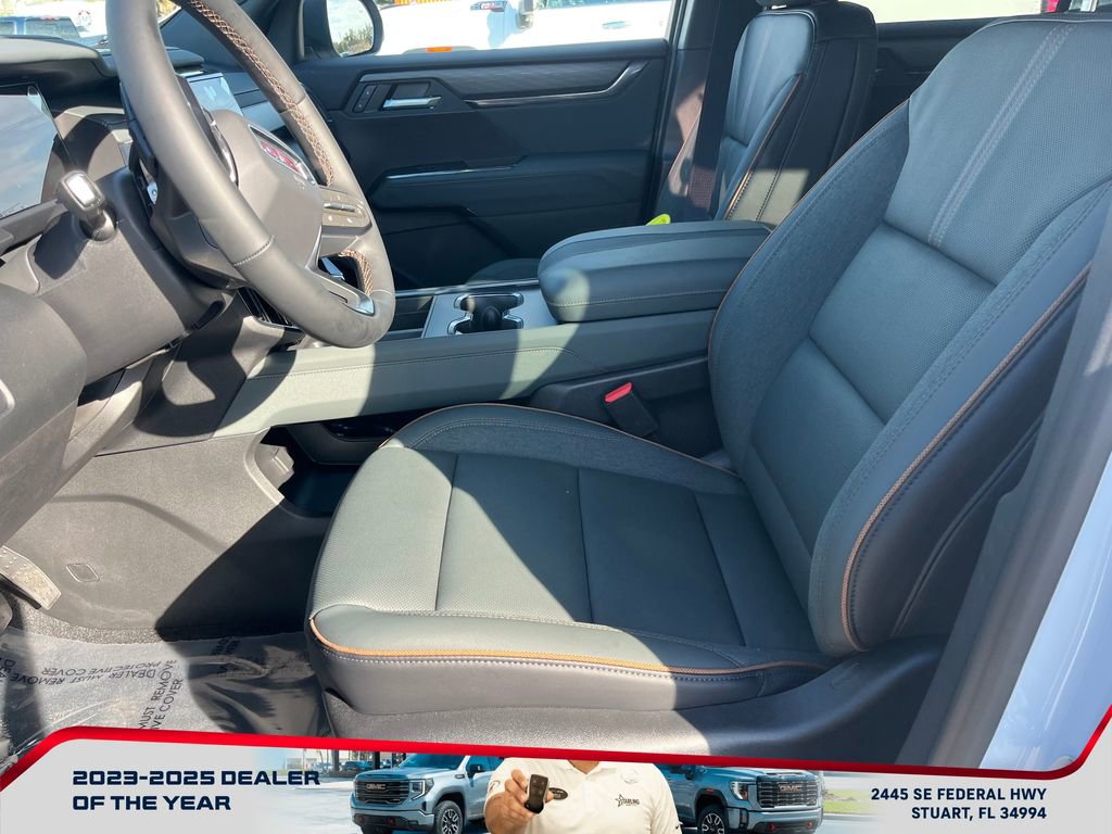 New 2026 GMC Acadia AT4 w/ Luxury Package image 9