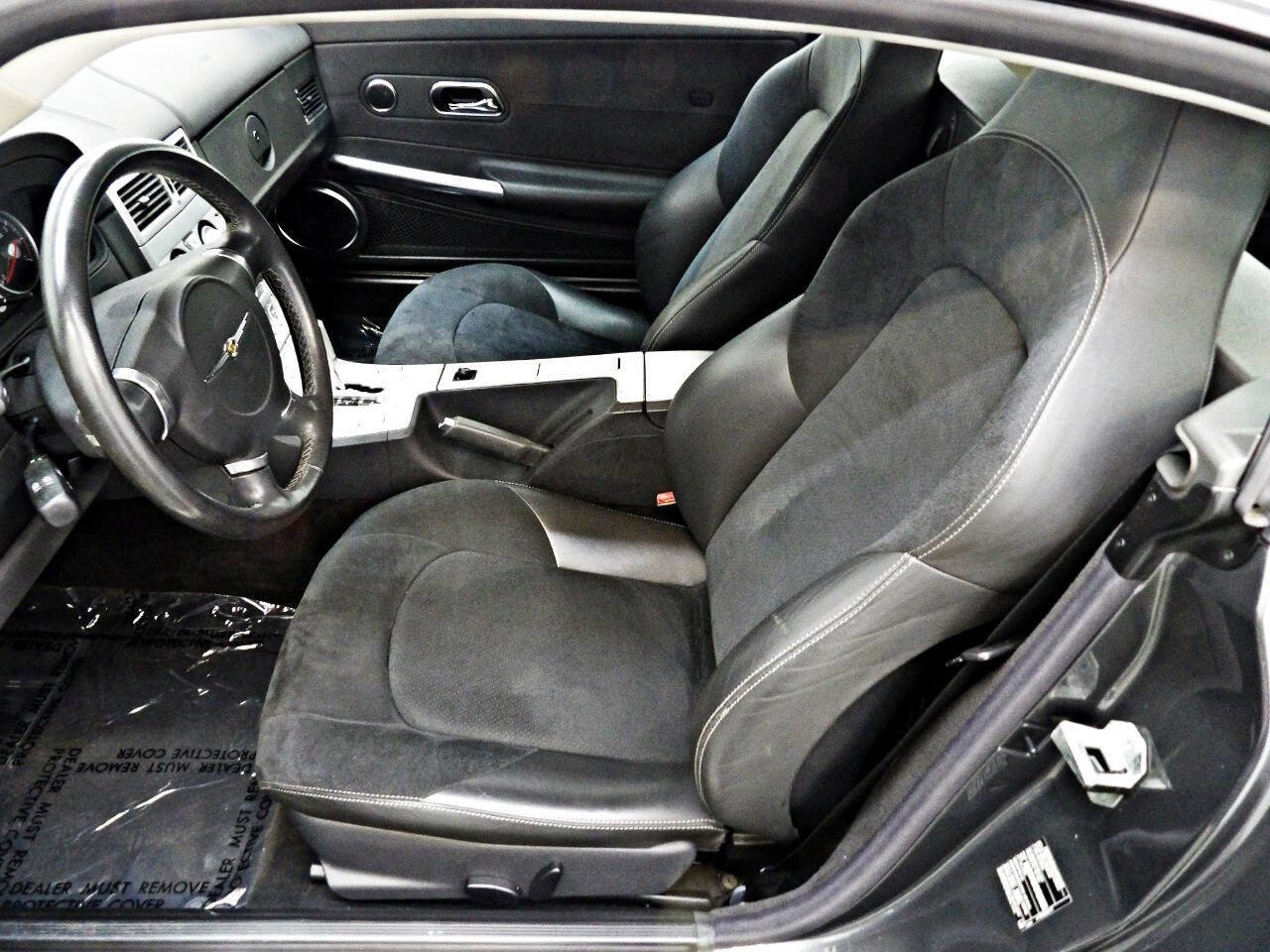 Used 2005 Chrysler Crossfire SRT-6 image 8