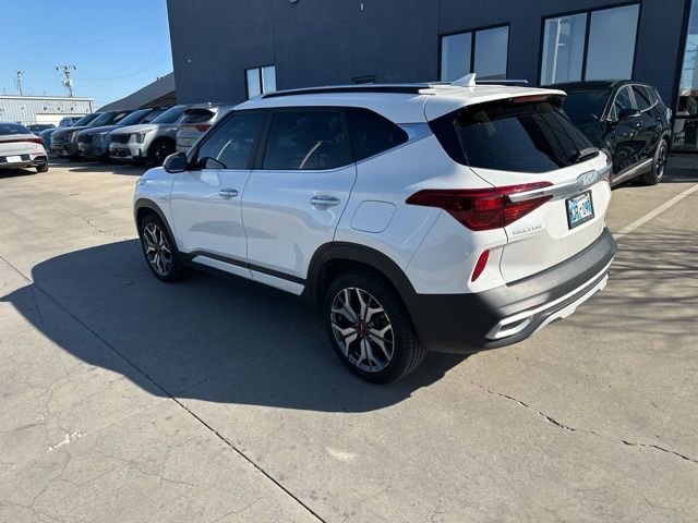 Used 2023 Kia Seltos SX image 8