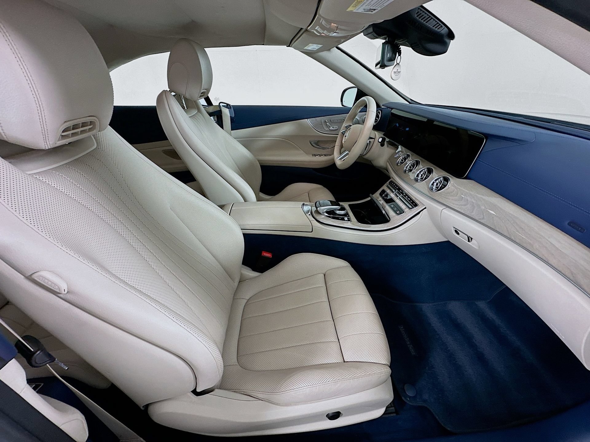Certified 2023 Mercedes-Benz E 450 Cabriolet image 29