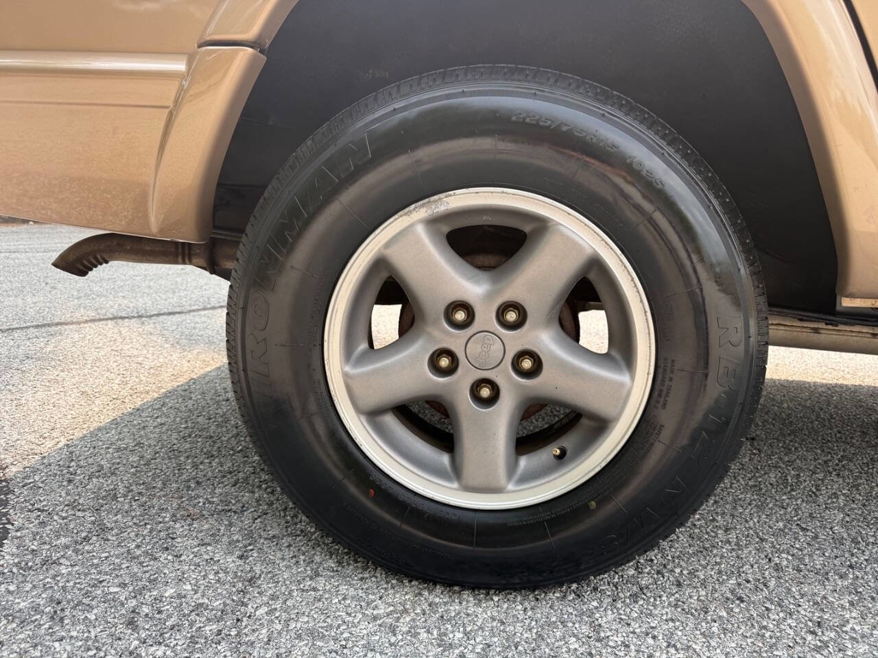 Used 1999 Jeep Cherokee Classic image 47