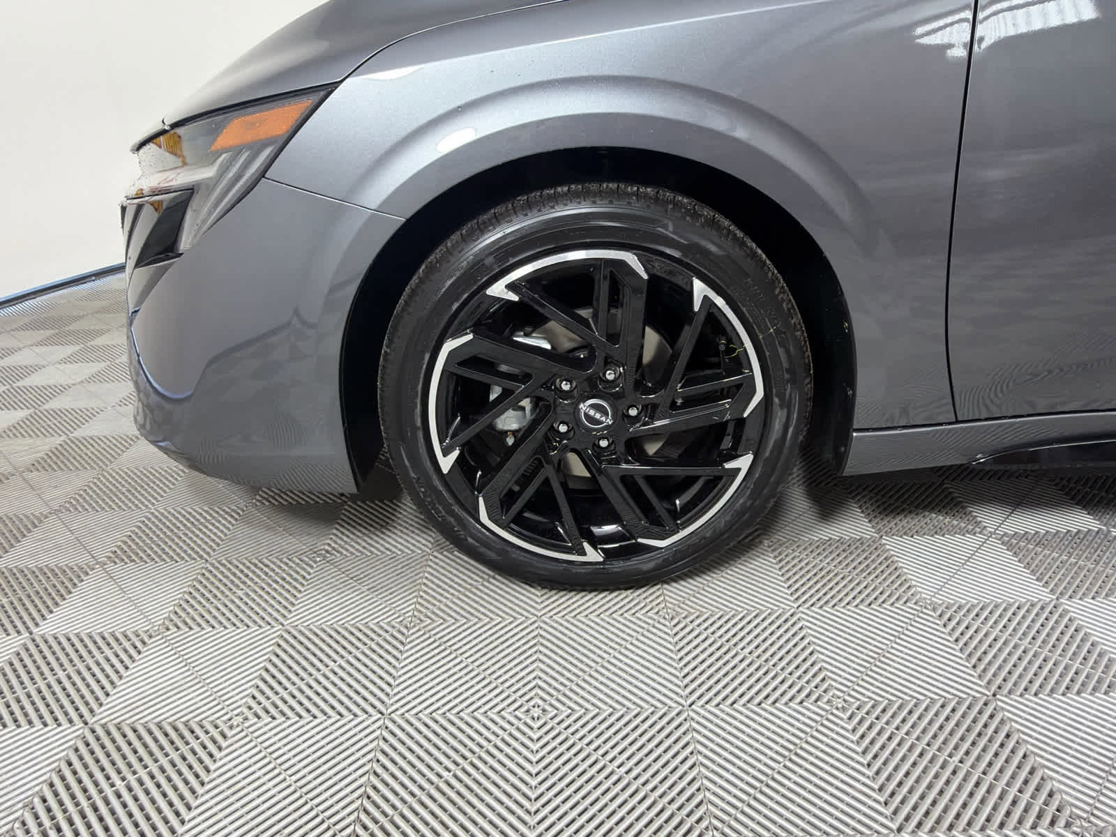 New 2026 Nissan Sentra SR w/ Floor Mat Package image 10