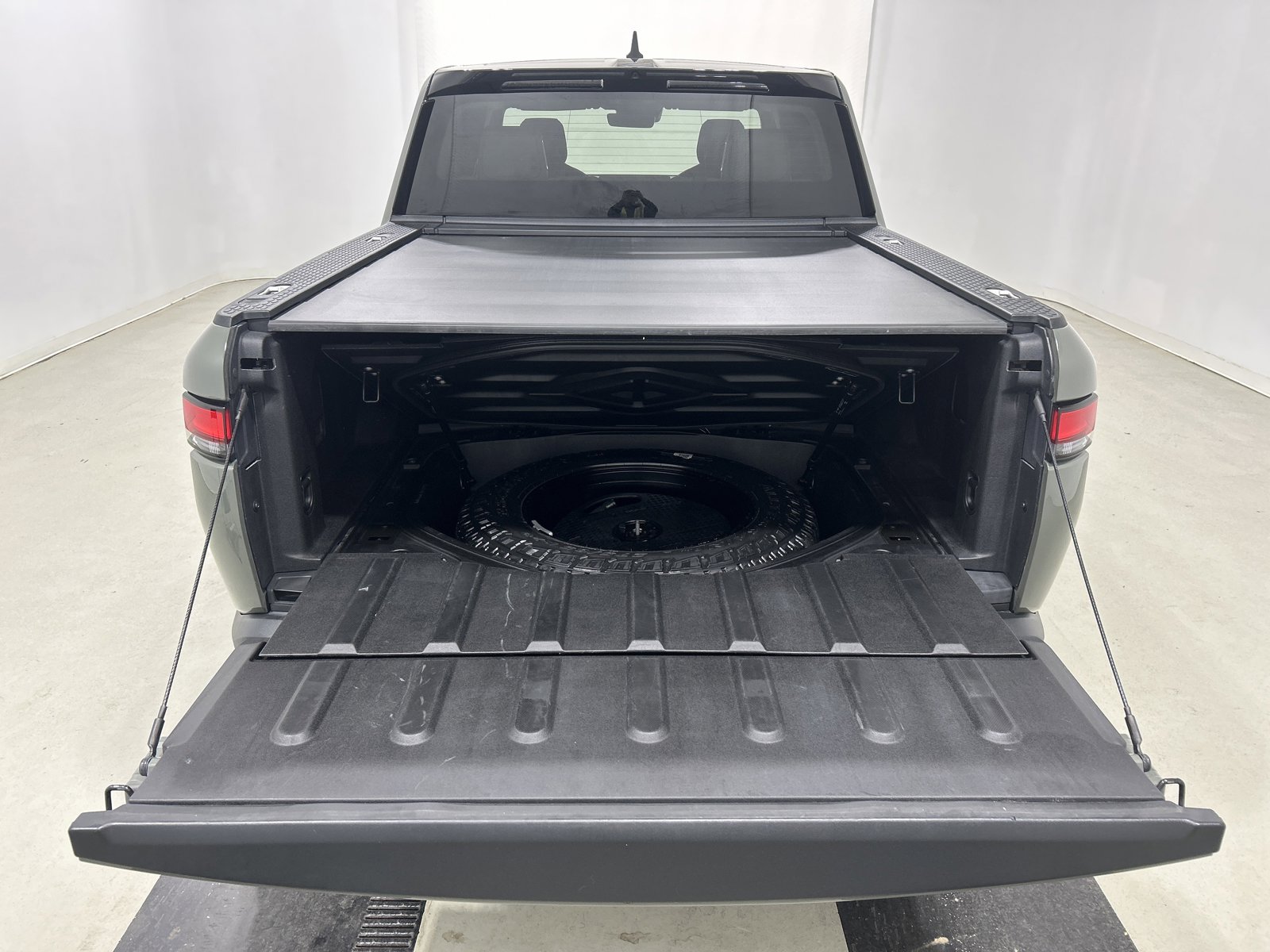 Used 2022 Rivian R1T Launch Edition image 15