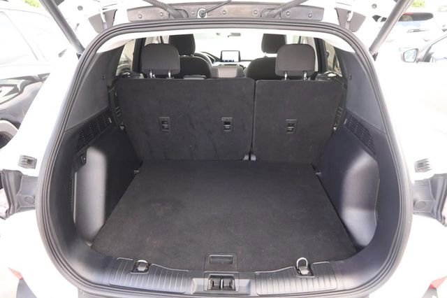 Used 2022 Ford Escape SE w/ Convenience Package FWD image 8