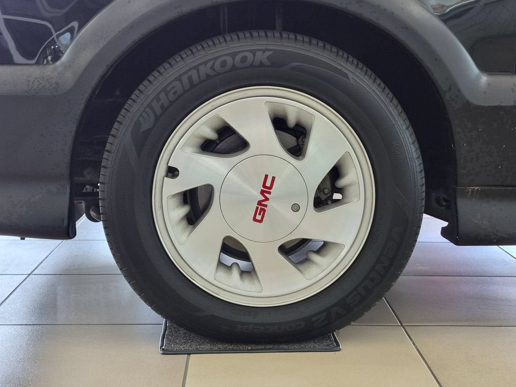 Used 1991 GMC Sonoma AWD/4WD image 28