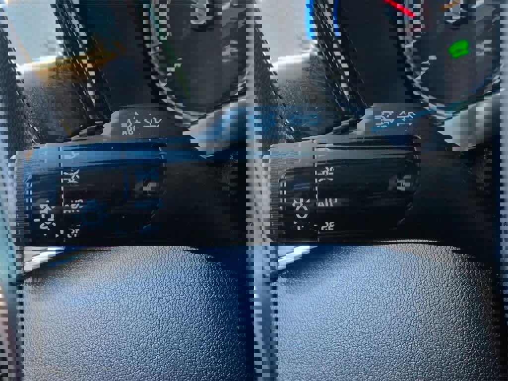 Used 2022 Kia Sorento S image 27