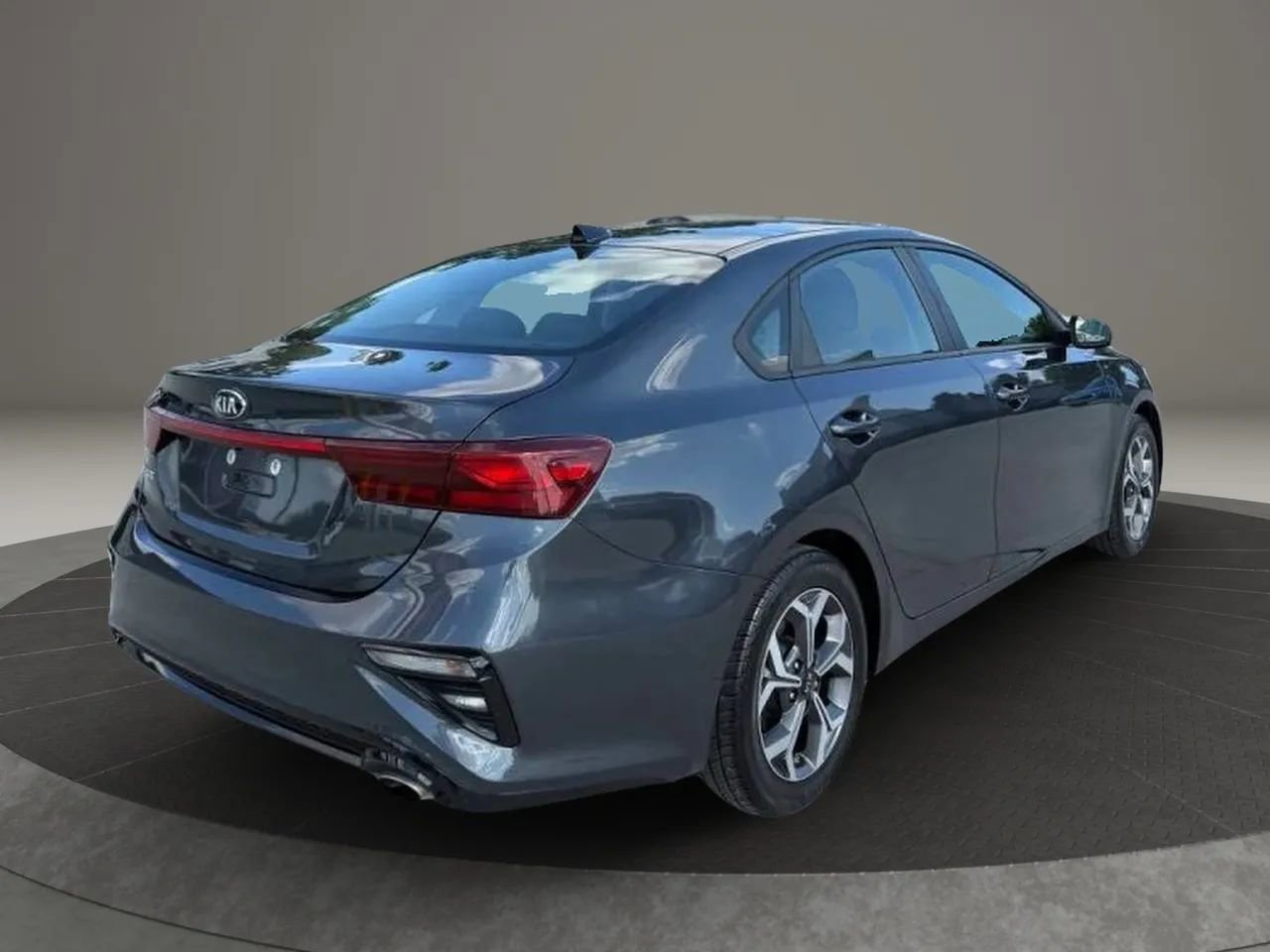 Used 2020 Kia Forte LXS FWD image 6