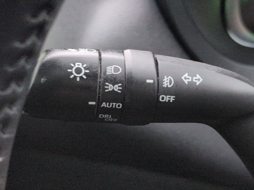 Certified 2023 Toyota Venza Limited image 38