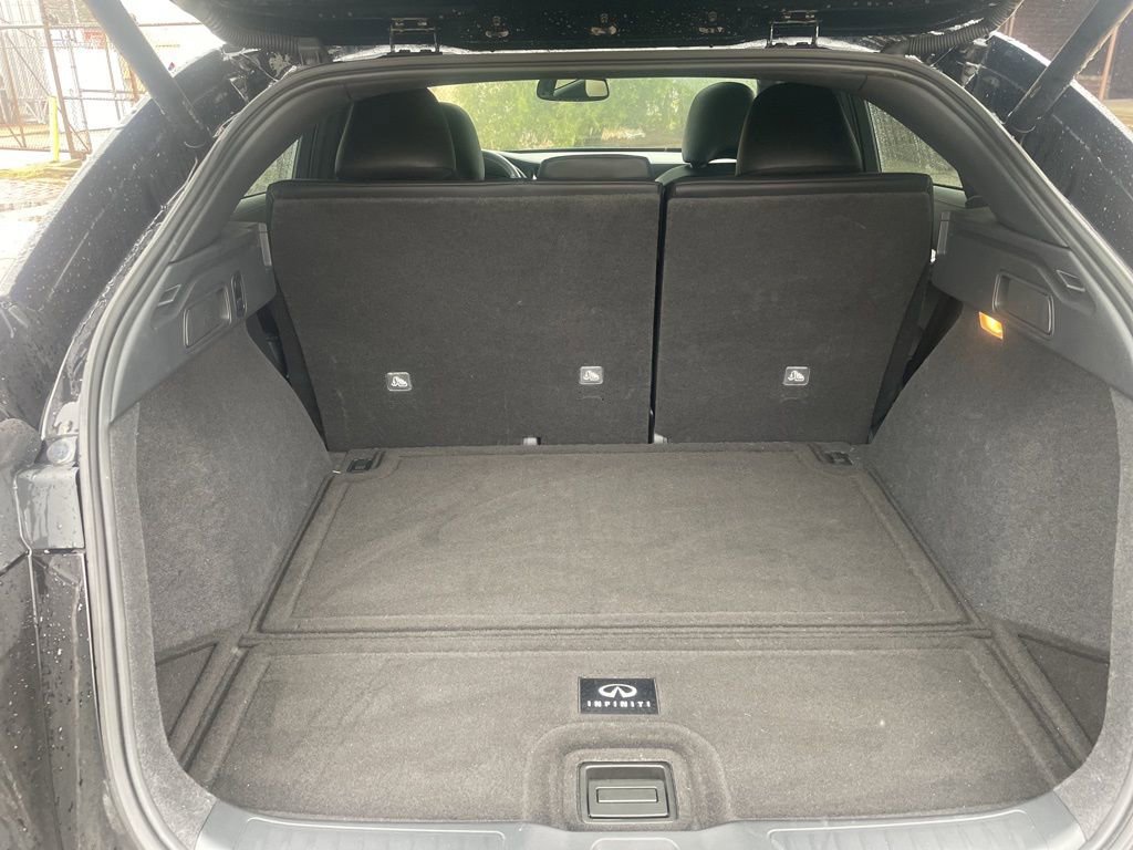 Used 2023 INFINITI QX55 Luxe w/ Cargo Package image 4