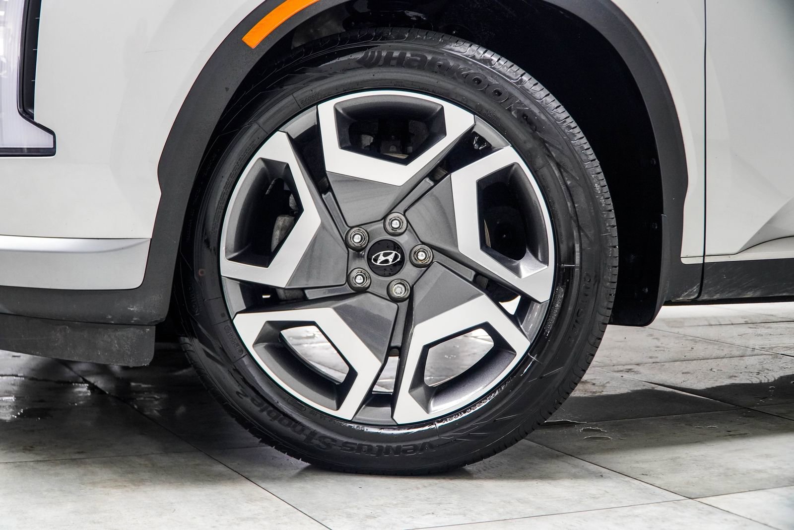 Used 2023 Hyundai Palisade SEL AWD/4WD image 6