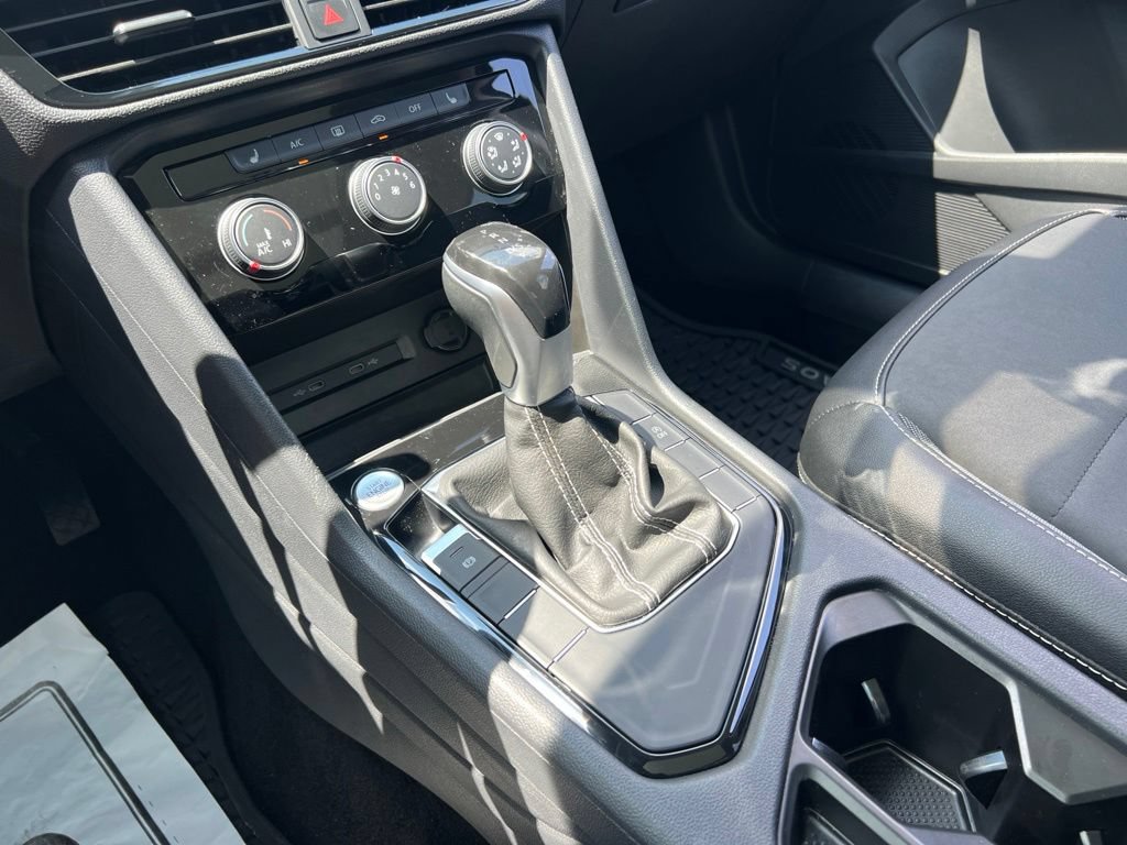 Certified 2023 Volkswagen Taos SE w/ Panoramic Sunroof Package FWD image 20