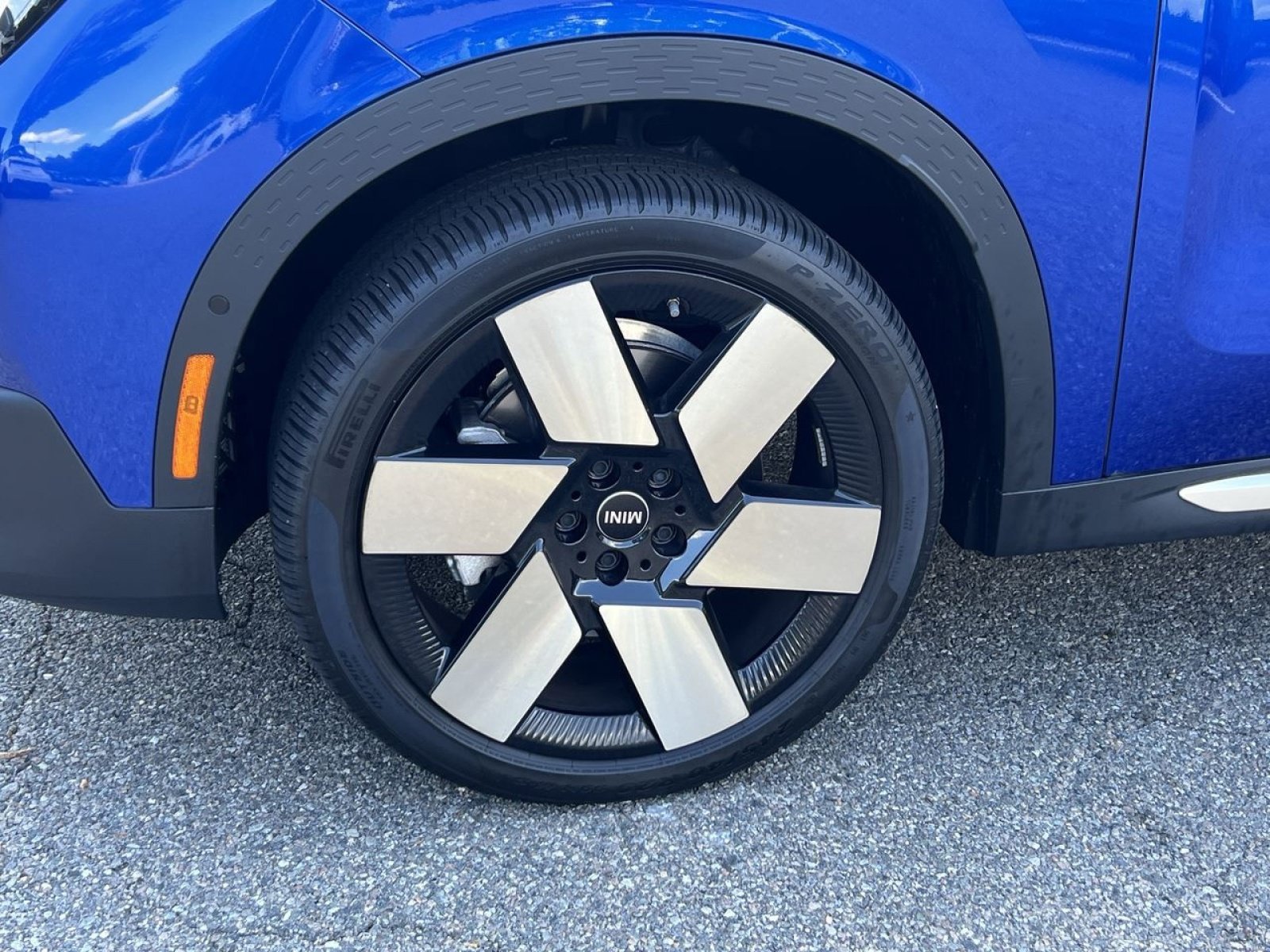 Certified 2025 MINI Cooper Countryman S AWD/4WD image 17