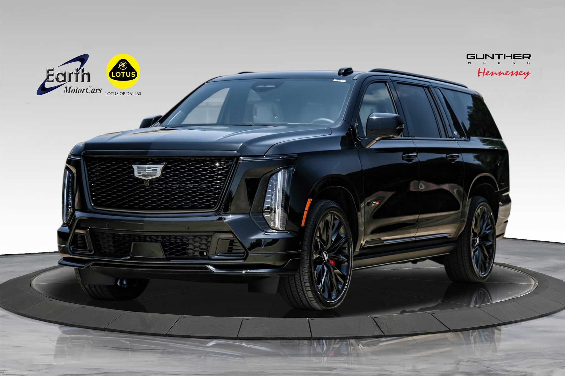 Used 2026 Cadillac Escalade ESV V w/ LPO, ONYX Package AWD/4WD video 1