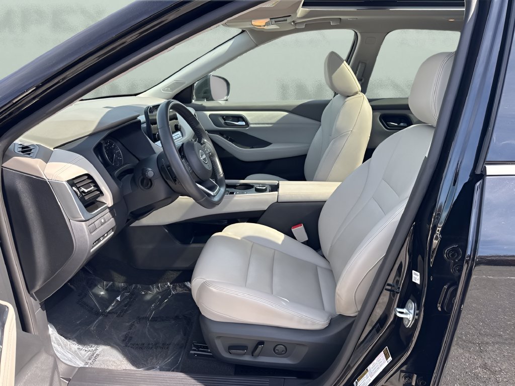 Used 2023 Nissan Rogue SL w/ SL Premium Package AWD/4WD image 9