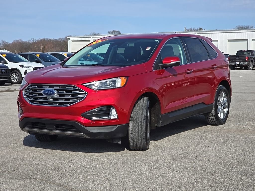 Used 2024 Ford Edge Titanium w/ Equipment Group 301A image 3