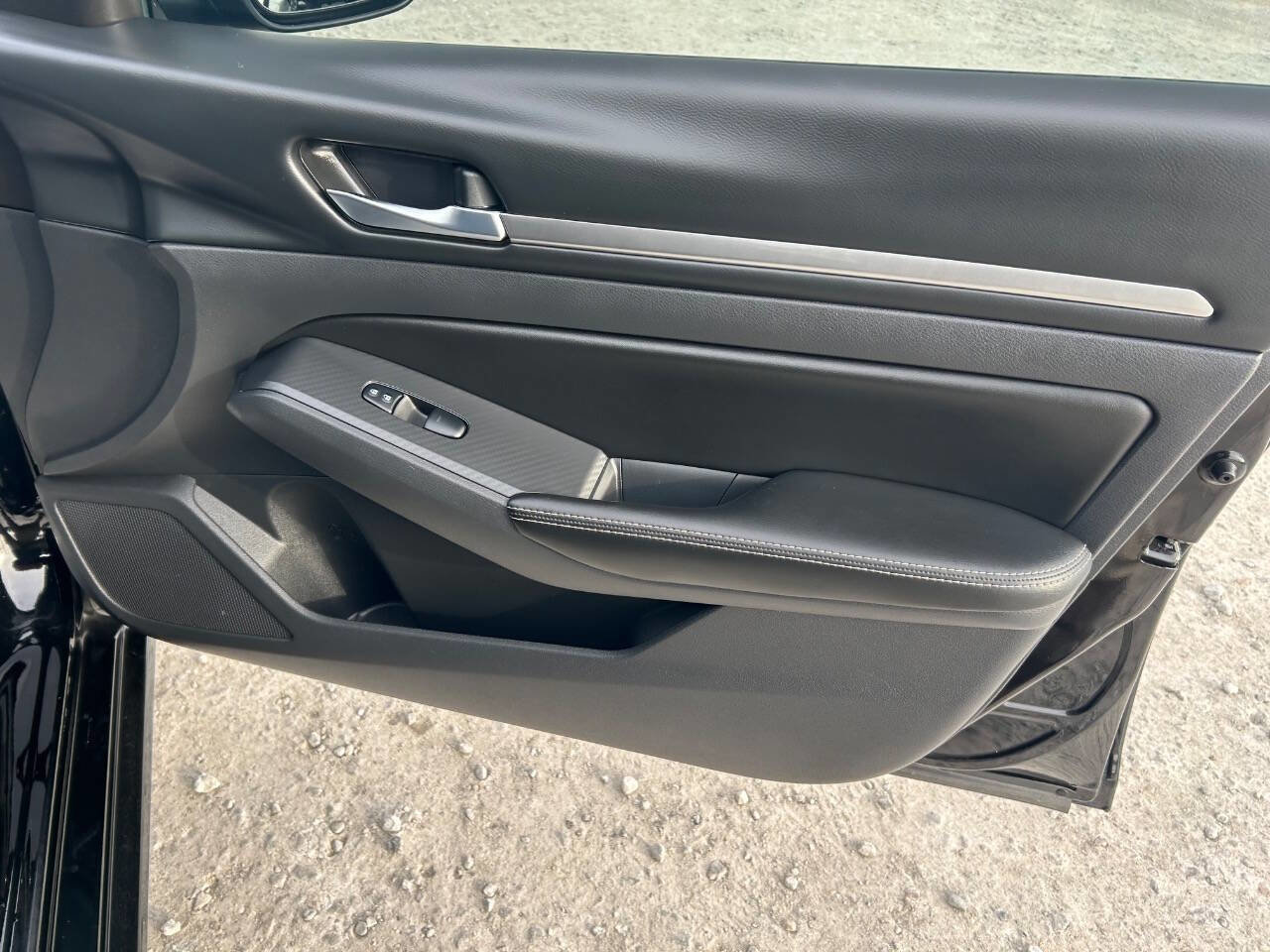 Used 2022 Nissan Altima 2.5 SV image 19