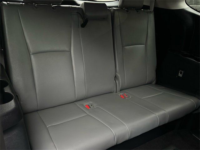Certified 2024 Toyota Highlander XLE image 18