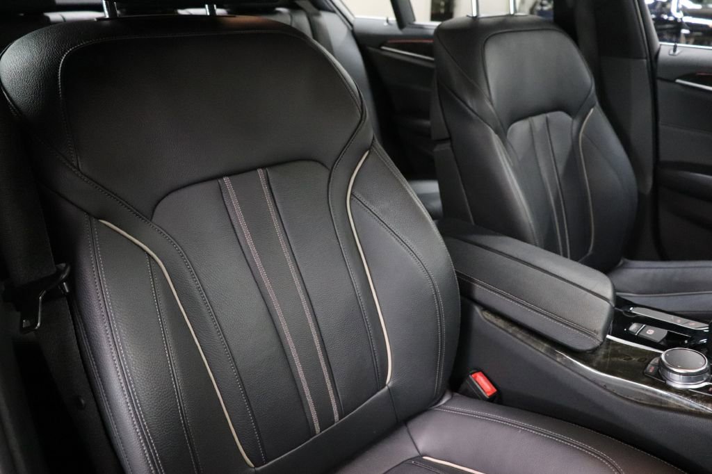 Used 2017 BMW 540i xDrive XI w/ Premium Package image 27