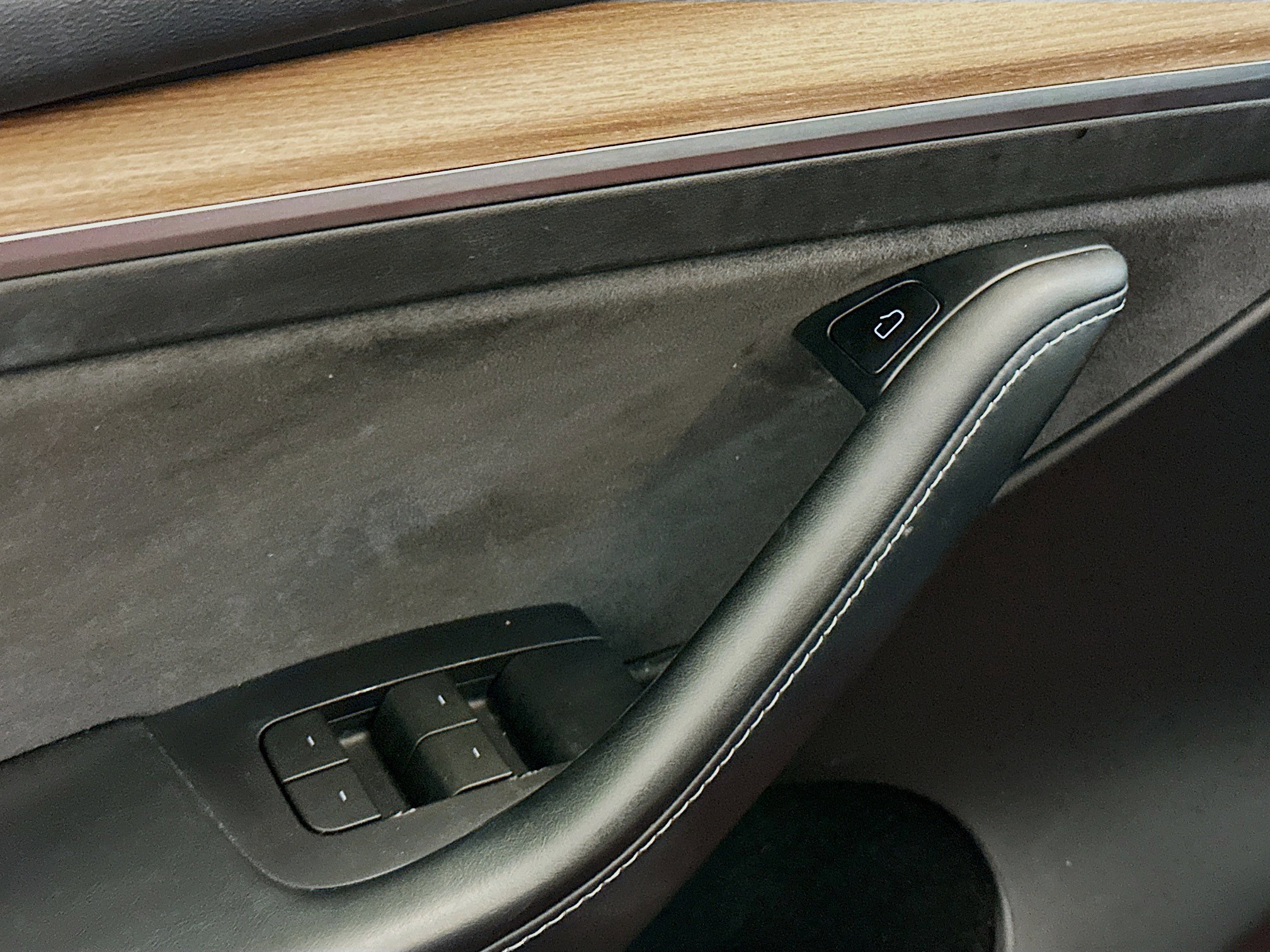 Used 2023 Tesla Model Y Long Range image 15