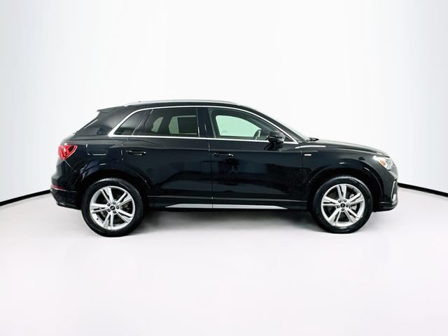 Used 2024 Audi Q3 2.0T Premium AWD/4WD image 9
